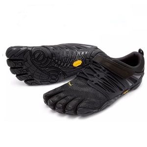 Vibram Men’s V-Train Cross-Trainer Black Out
